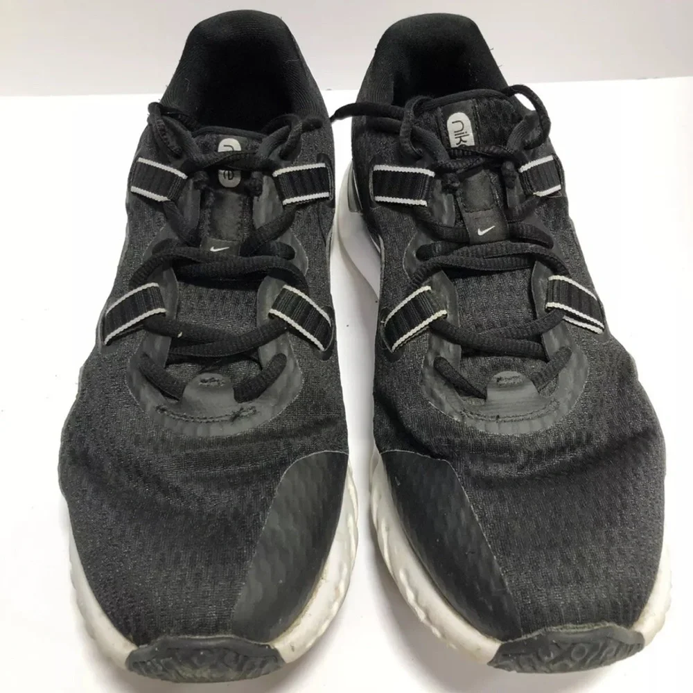 Nike men’s renew